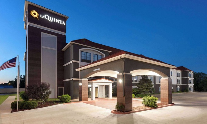 Woodward Hotel | La Quinta Inn & Suites by Wyndham Woodward