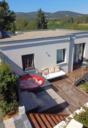 Montseret House | La recreation