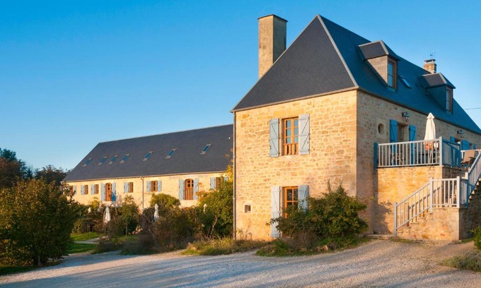 Veyrignac House | La Riviere Esperance