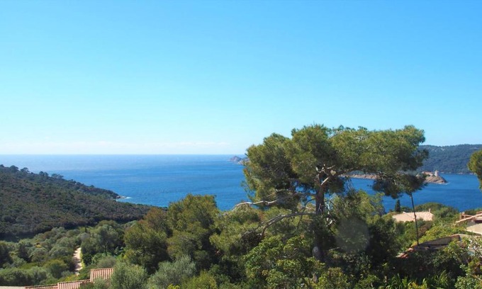Ile du Levant Apartment | La roche aux mouettes Ile du Levant
