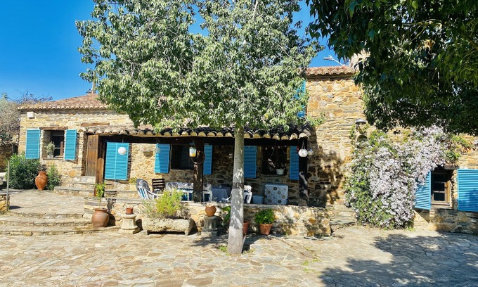 San Vicente de Alcantara Cottage | La Rocita House