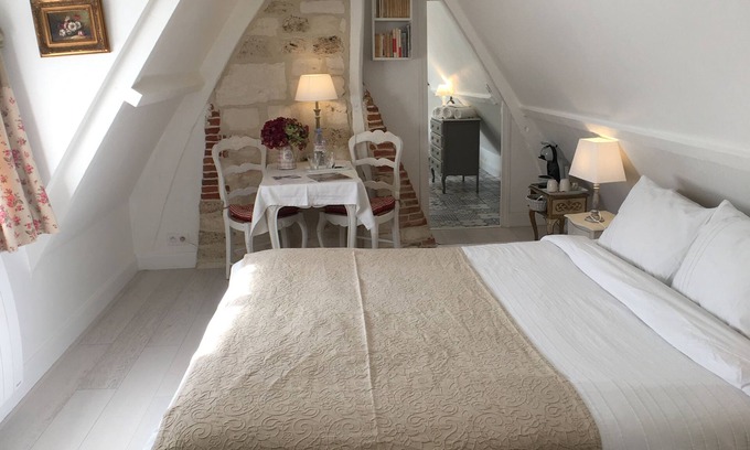 Berville-sur-Mer Bed & Breakfast | La Romance, charming bed and breakfast with breakfast