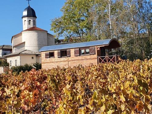 Chiroubles House | La Roulotte de Chiroubles