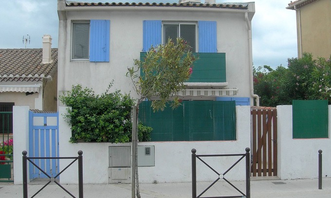 Saintes-Maries-de-la-Mer Apartment | la Saladelle: Apartment in the village, 2 to 5 people