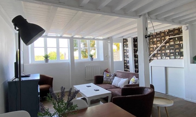 Saint-Pierre-de-Frugie House | La Saucisserie - Walnut