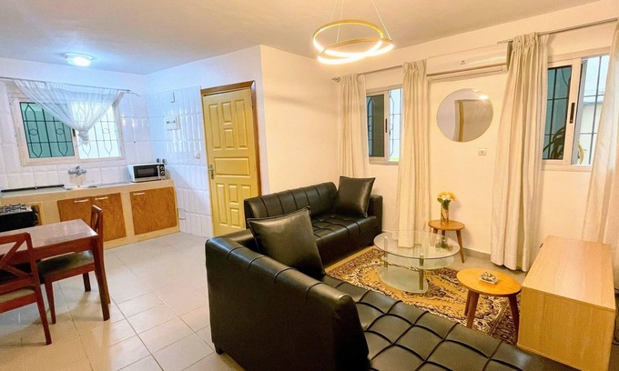 Angre Apartment | La Siesta Abidjan - Cozy 1-bedroom apartment in welcoming Abidjan with AC, WiFi
