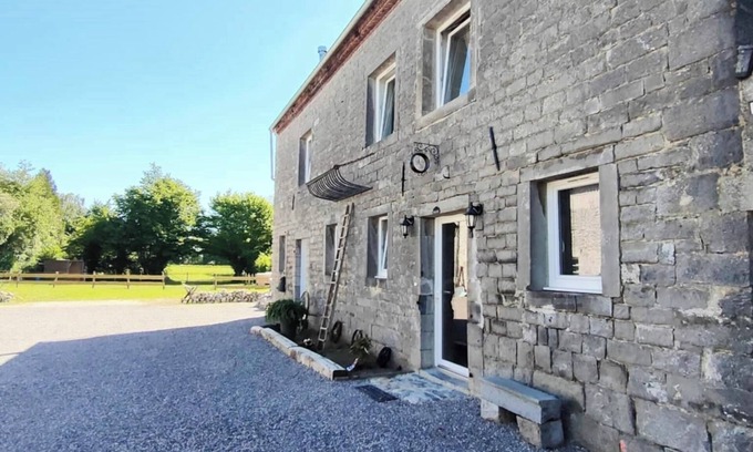 Beaufort Other | La Source de nos Racines: A moment in the countryside!