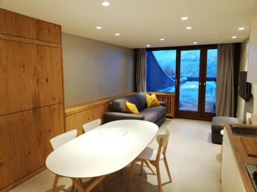 Cervinia Apartment | La stella alpina Cervinia Vda Vacanze in Vetta CIR 0250