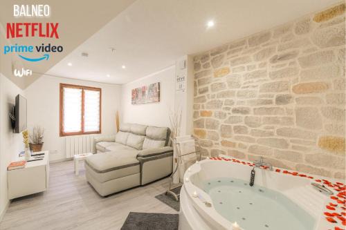 Neuville-sur-Saone House | La Suite Neuvilloise