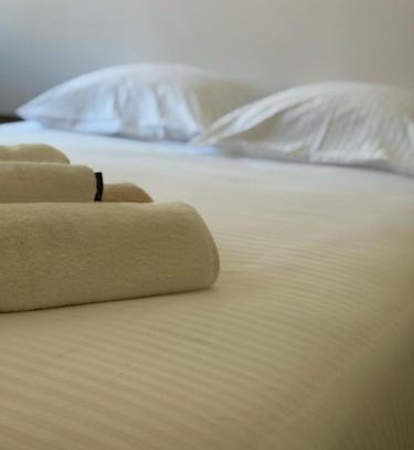 Riou - Petit Juas - Av de Grasse Apartment | La Suquette cosy 3 pieces