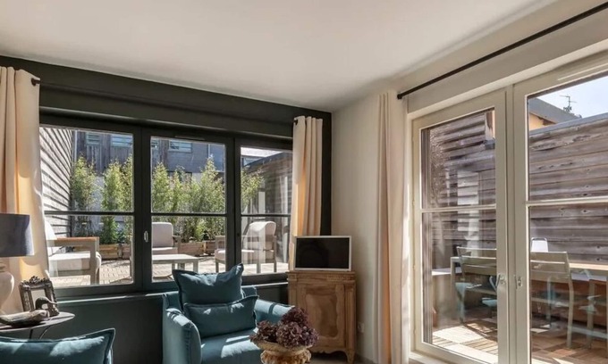 Honfleur Apartment | La Terrasse de Pom | Cozy Comfort | City Center | 2 Guests