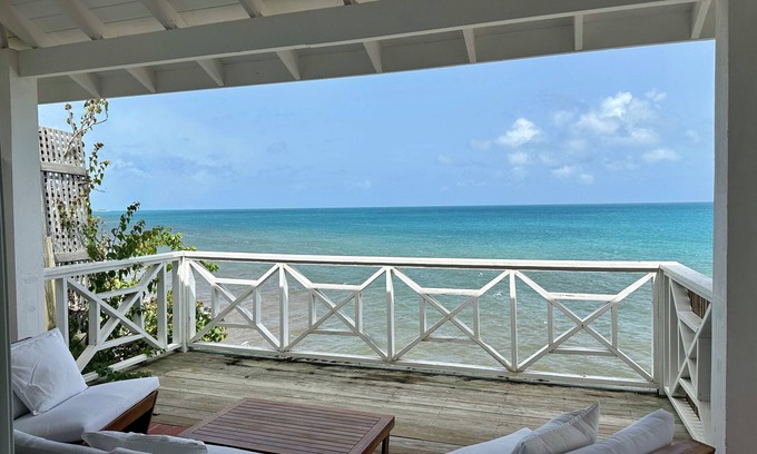 Dickenson Bay Condo | LA TERRAZZA