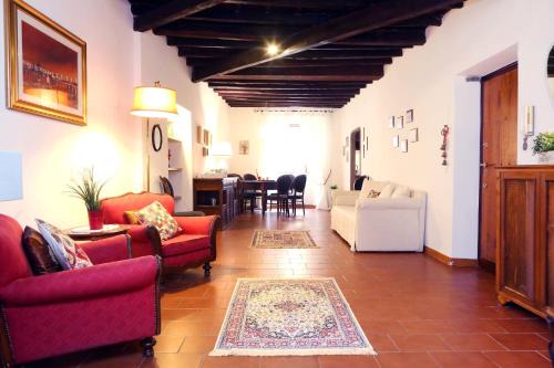 Trastevere Apartment | La Torre del Moro - RH Collection