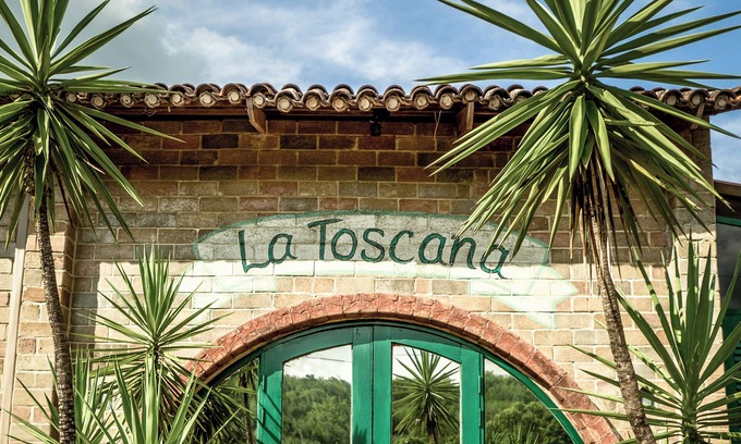 Suan Phueng Hotel | La Toscana Resort