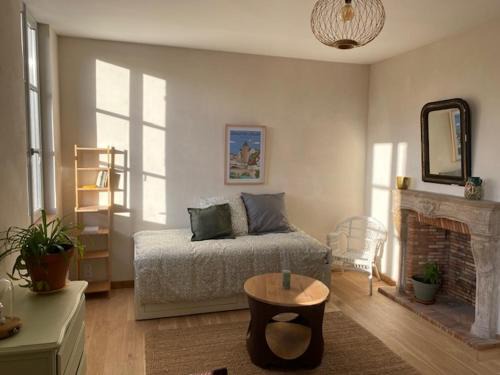 Semur-en-Auxois Apartment | La Tour