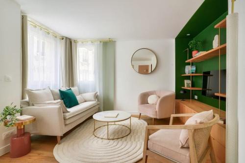 Saint-Lambert Apartment | La vie en Rose - 2 chambres doubles