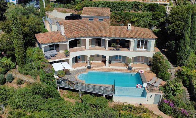 Le Lavandou House | La Villa Belvédère au Lavandou