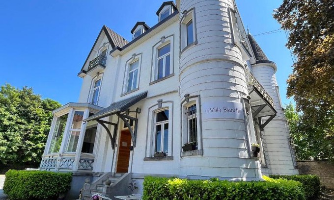 Spa Bed & Breakfast | La Villa Blanche Spa