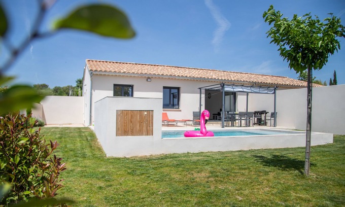 Saumane-de-Vaucluse Villa | La Villa des Fontaines 4* meublé de tourisme