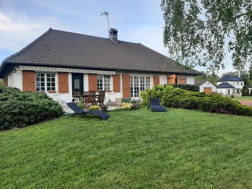 Sassenay House | La villa Dakoté