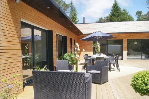 Sizun House | La Villa des Légendes piscine spa