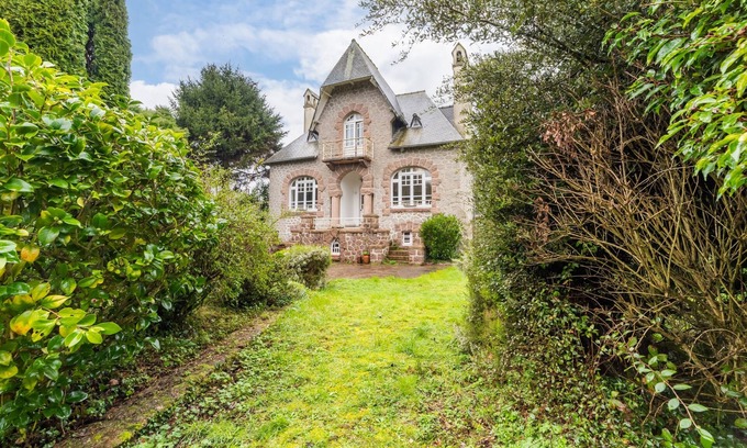 Plouguiel House | La Villa des Troënes - Proche des plages