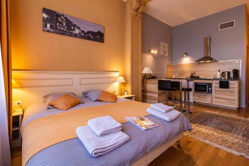 Gare-Jouvenet Apartment | La Villa