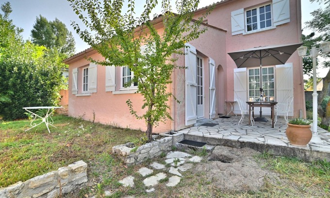 Saint-Trojan-les-Bains House | La Villa Rose by Interhome
