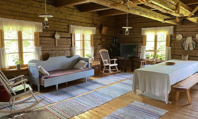 Kehys-Kainuu Ski Chalet | Laattajan Pirtti vuokramökki 1-5 henkilölle