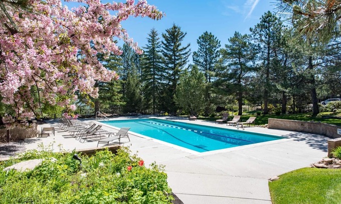 Park City Condo | *Labor Day Sale* Free Activities with every Stay—Book Now, Travel Anytime Through December 17th!
