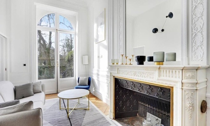 Grand Parc-Paul Doumer Apartment | Labruyère House - Royal Garden Suite