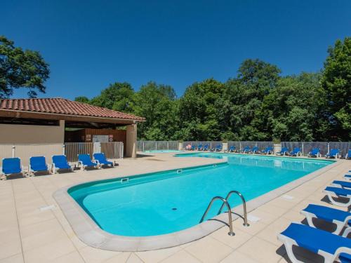 Lacapelle-Marival House | Lac Bleu 11