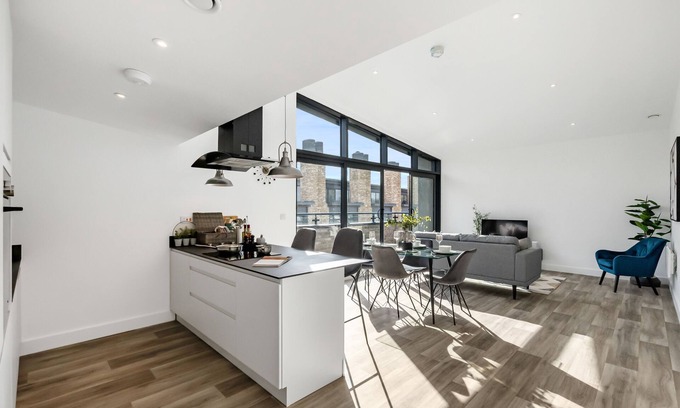 Cambridge Apartment | Lacon House 2-bedroom Penthouse