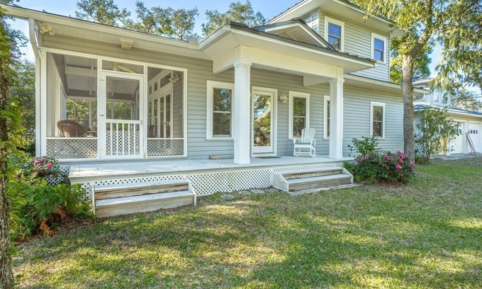 Saint Teresa House | Ladderville Guest House on "old" St. Teresa Beach
