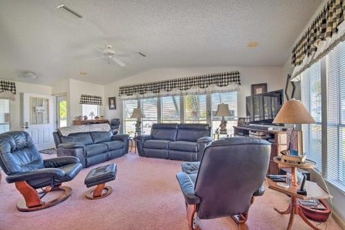 The Villages House | Lady Lake House with Lanai and Community Pool!