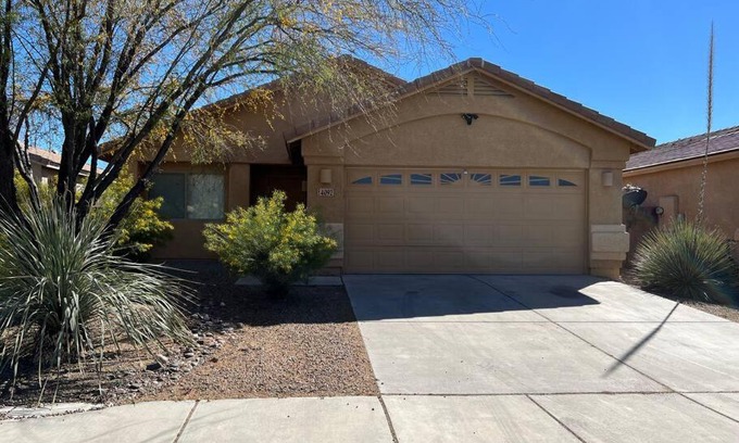 Tucson Villa | Lady T’s Serenity Getaway near TUS airport