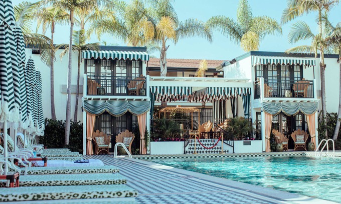 University Heights Hotel | Lafayette Hotel & Club