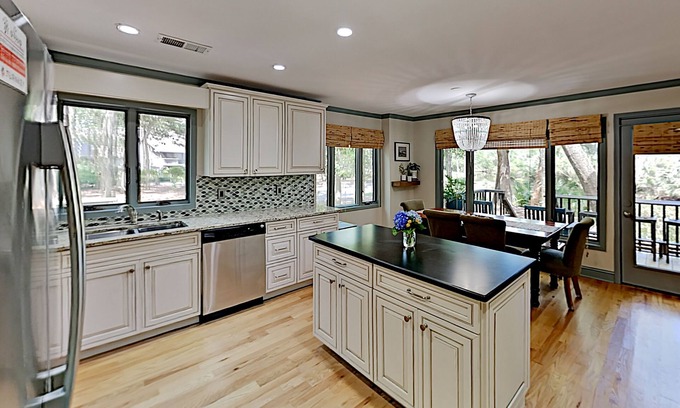 West Beach Village House | Lagoon-a Beach Villa: Fairway Oaks Villa w/Resplendent Interior - Near Beach