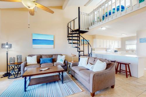 Gulf Shores Apartment | Lagoon Landing #302