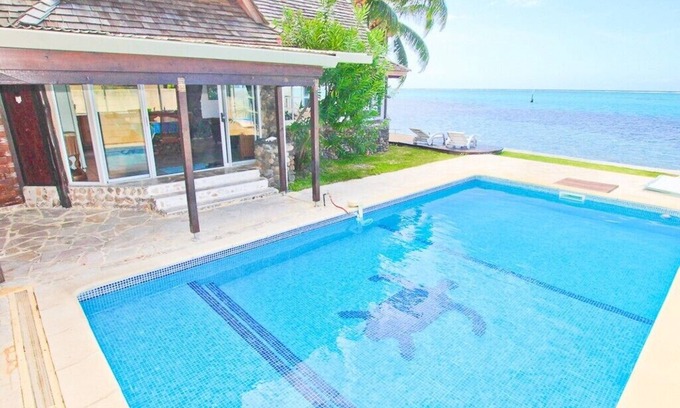 Maharepa House | LAGOON POOL HOME WITH PRIVATE POOL MAHAREPA Moorea