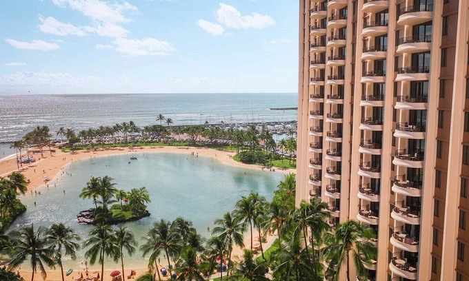 Waikiki Resort | Lagoon Tower – 2 Bed OceanView