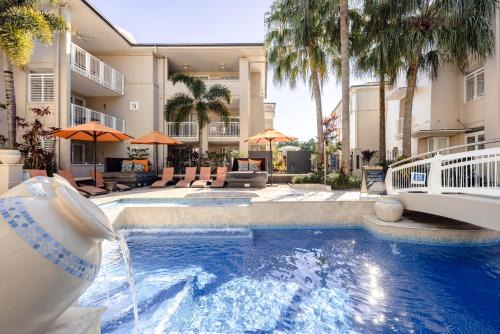 Noosa Heads Apartment | Laguna 117 Poolside, Near Beach
