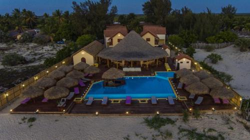 Morondava Hotel | LAGUNA BEACH