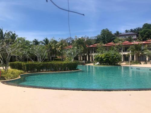 Choeng Thale Villa | Laguna Poolside 2-Bedrooms Private Family Villa 403m2