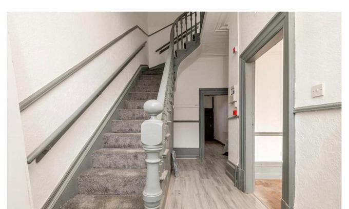 Bradford House | Laisteridge house