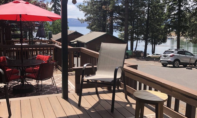 Peninsula Village Cabin | Lake Almanor Pet Friendly 2BD /2BA Beautiful Lakefront Cabin