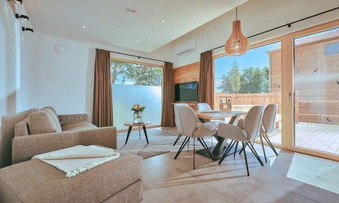 Steinberg am See Apartment | Lake chalet (62sqm) with sauna