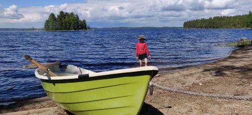 Koli National Park Ski Chalet | Lake Cottage Jänisvaara