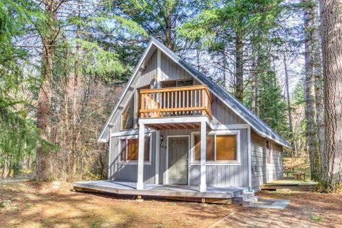 Packwood House | Lake Creek Cabin