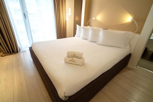 Tirana Apartment | Lake Drive Rooms&Apartments